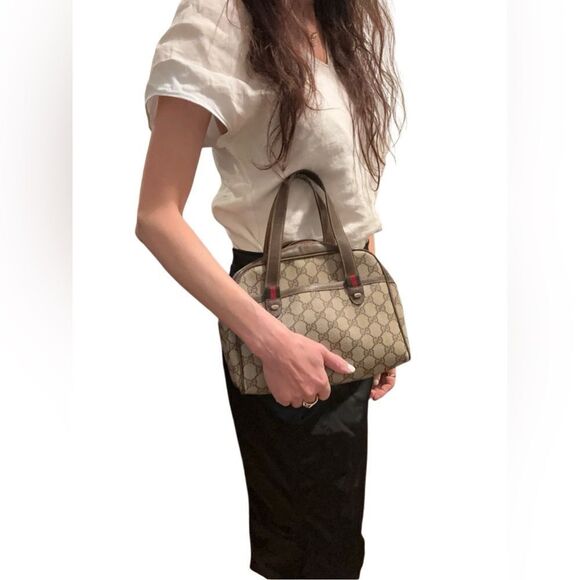 Super cute Gucci mini tote - Picture 2 of 14